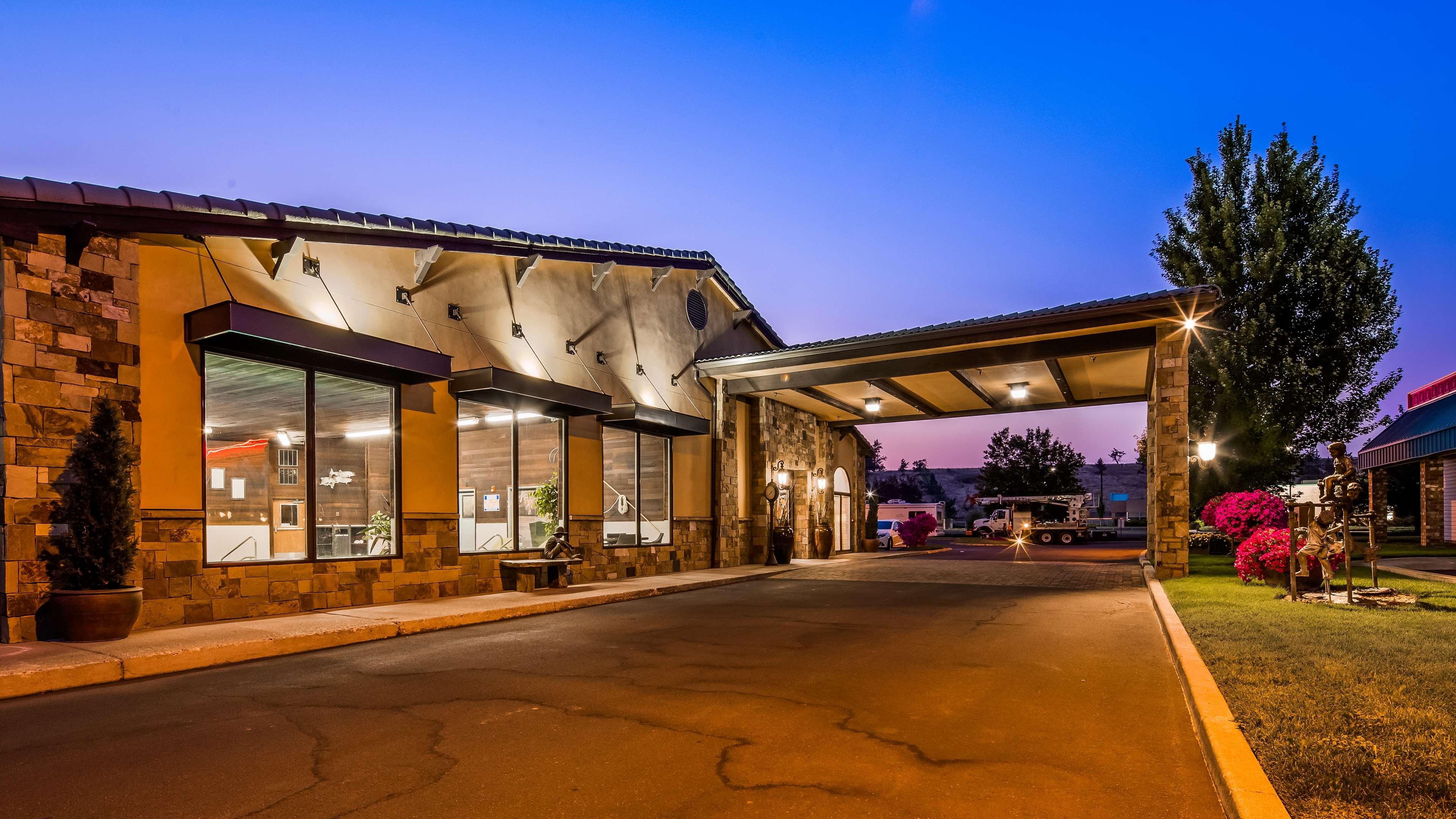 Best Western Prineville Inn Exterior photo